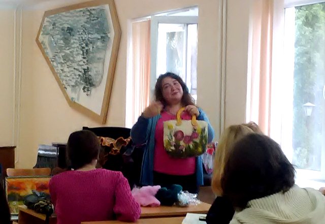 Рублевська Н.В. - майстер-клас ''Оригінальна художня техніка ''сухе валяння''